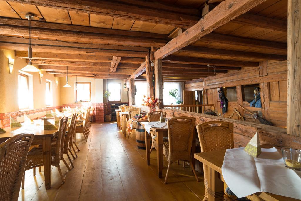 Wellnesshotel & Restaurant Hexenschopf Hotel Loeffingen